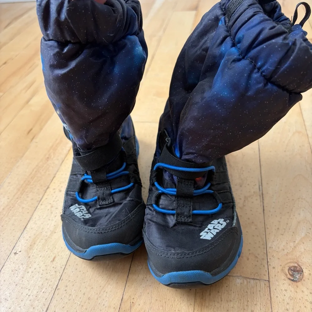 Stride Rite Toddler Made 2 Play Star Wars Sneaker Winter Boot, Black Size 10.5 W